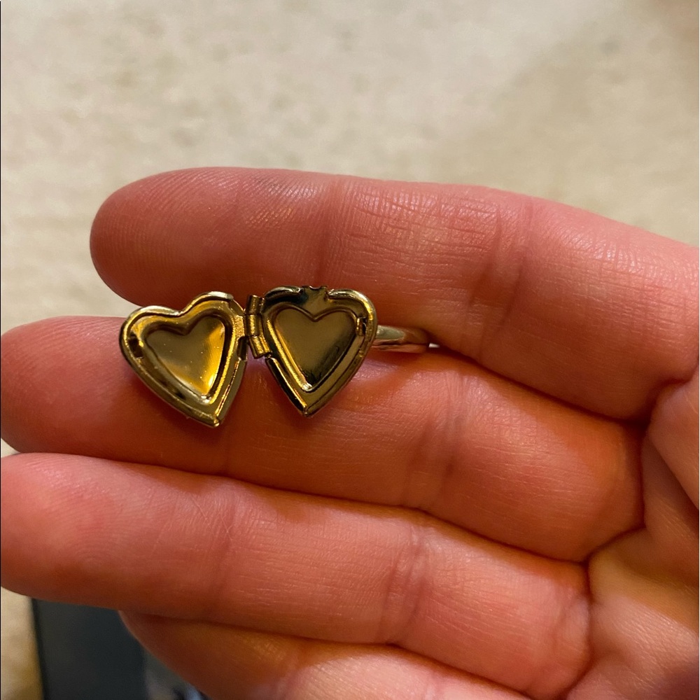 Brass Heart Locket Rings - Picture 4 of 8